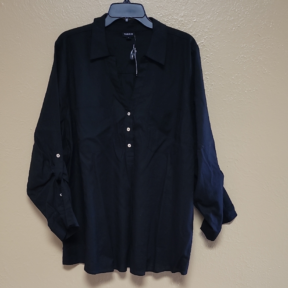 Black Button-Up Shirt Torrid sz 3